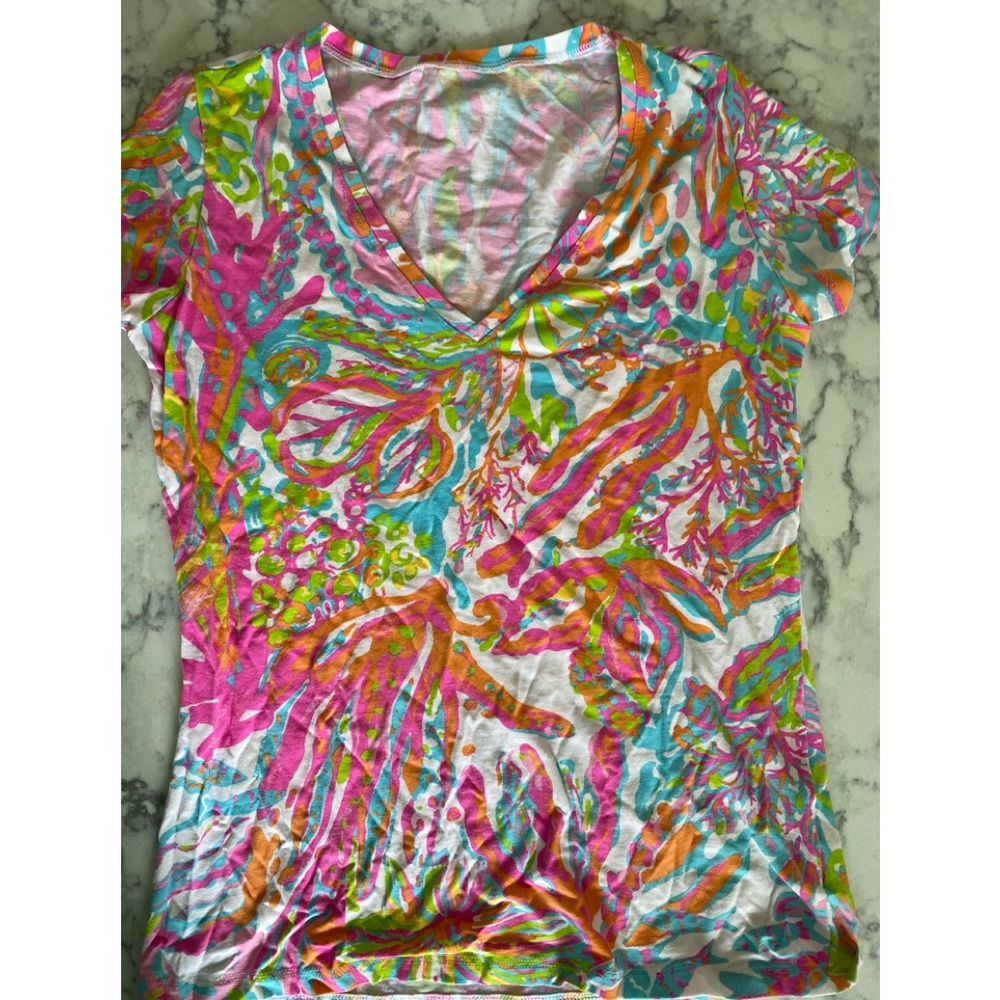 Lilly Pulitzer Fun Pattern Tee S - image 1